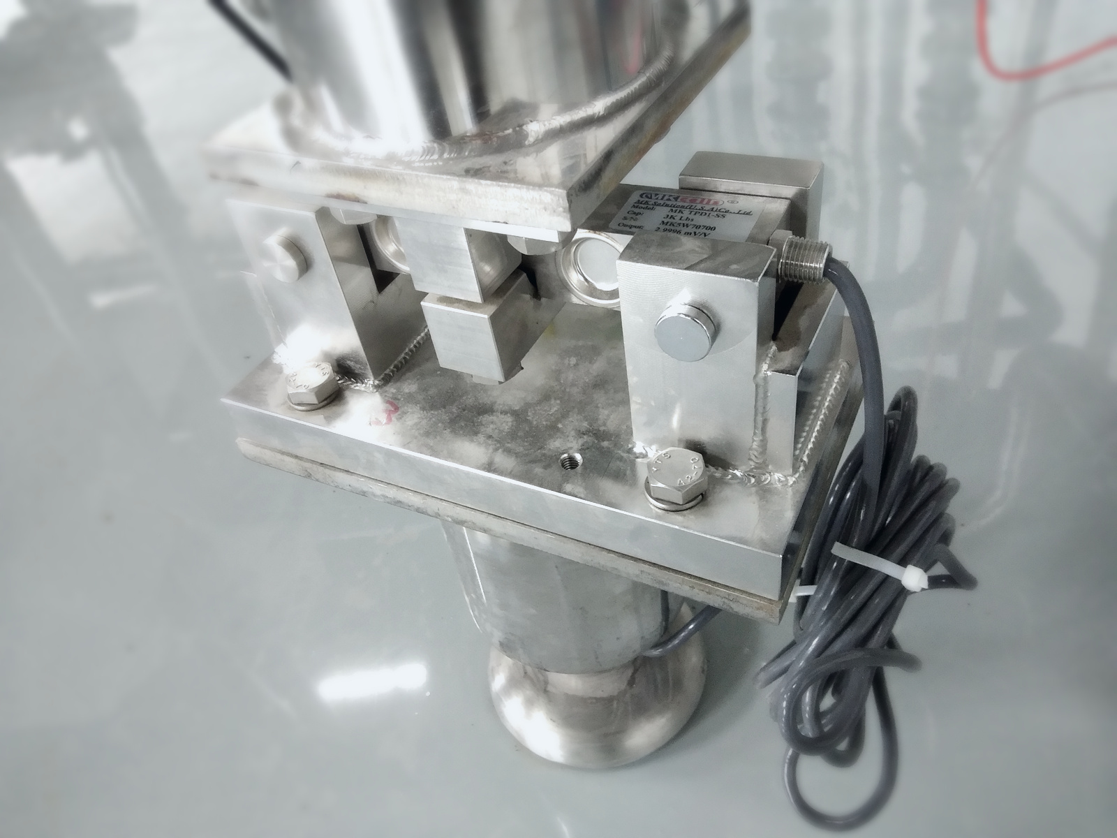 Electronic Weighing Equipment Details